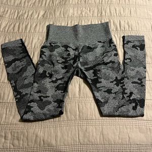 Butt Scrunch Camouflage Leggings